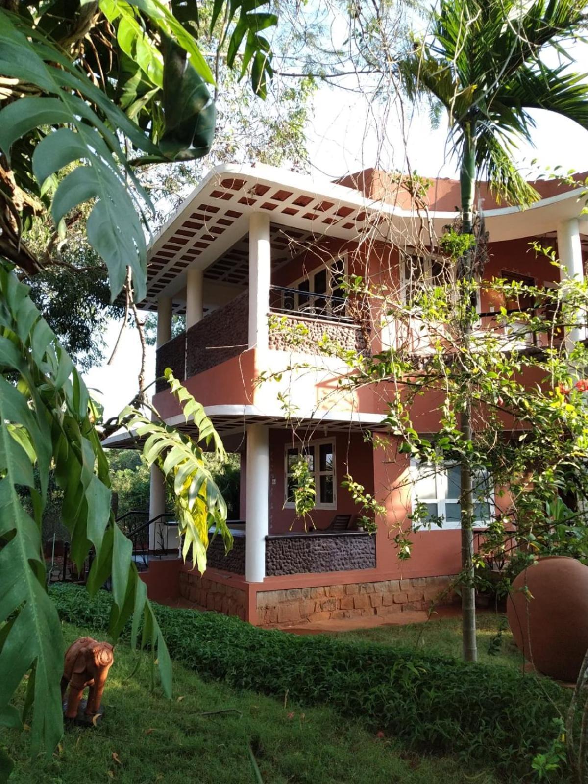 Inn Pondiville Forest Retreat Pondichéry Extérieur photo