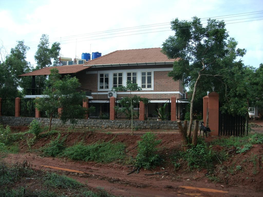 Inn Pondiville Forest Retreat Pondichéry Extérieur photo